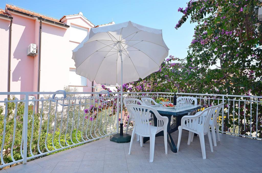 Apartments Sime Vodice Extérieur photo